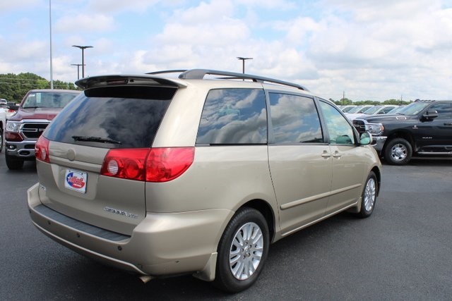 Pre-Owned 2008 Toyota Sienna XLE 4D Passenger Van in Mount Pleasant # ...